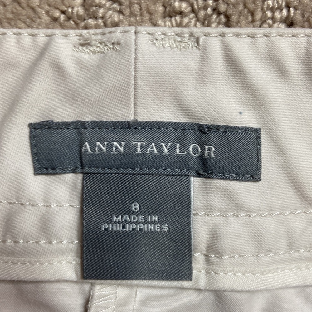 Ann Taylor White Capris - Picture 2 of 7